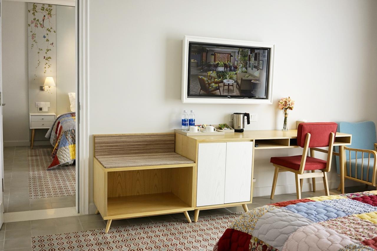 Artist Family Room